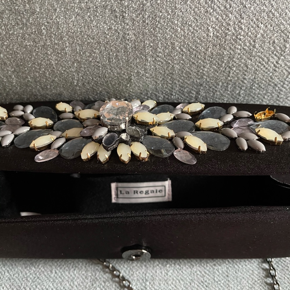 Handbag - Picture 4 of 4